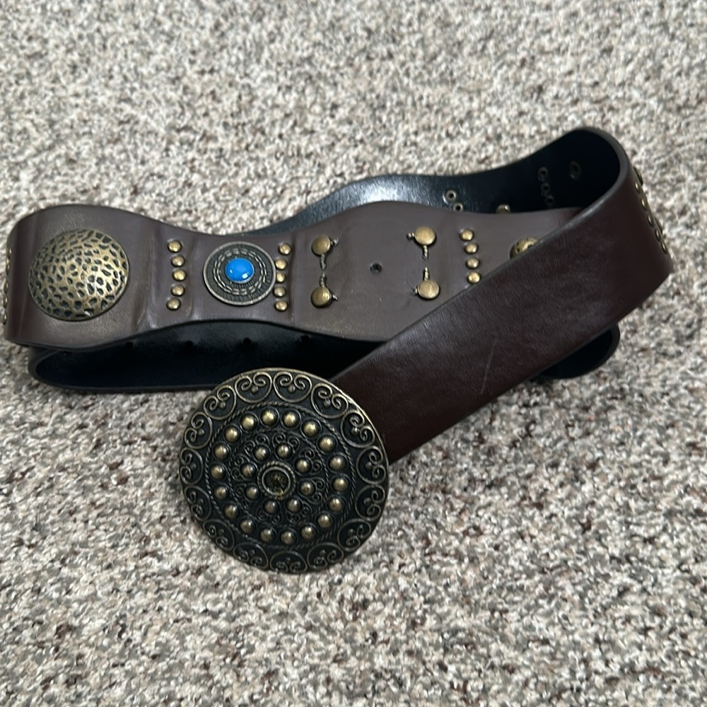 Brown leather belt length 42 inches wide 2- 2.5 inches - Picture 1 of 7